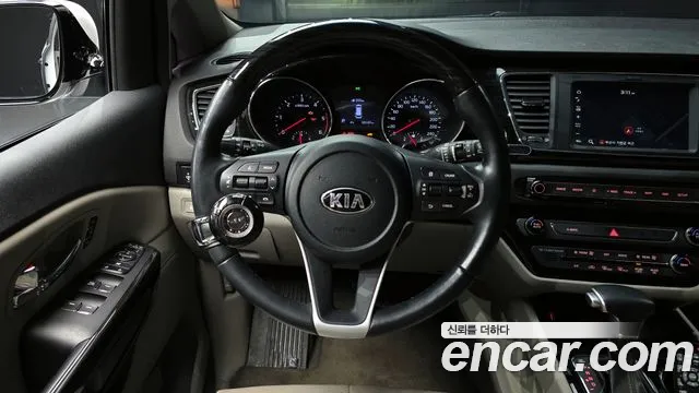 Kia The New Carnival id 2390392 из Кореи 5