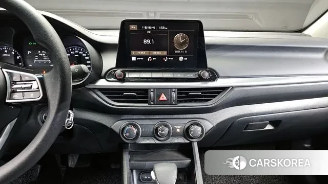 Kia The New K3 2nd generation 2023 Серебристо-серый из Кореи, фото 5