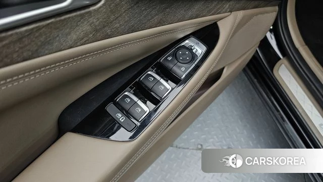 Kia K8 Hybrid 2022 Черный из Кореи, фото 5