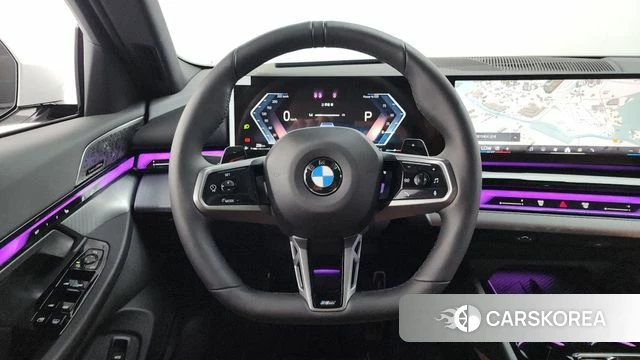 BMW 5 Series (G60) 2025 Белый из Кореи, фото 5