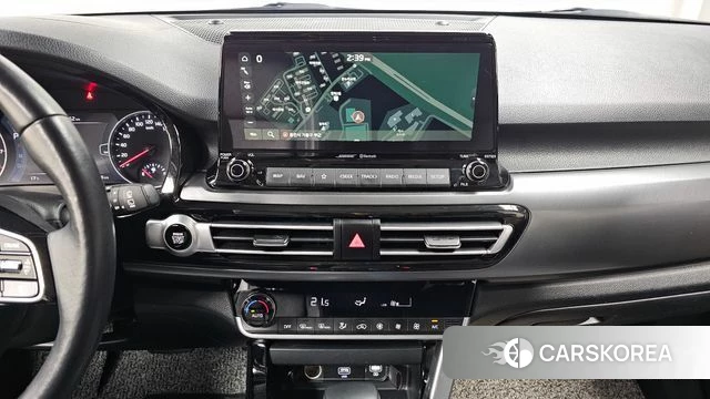 Kia Seltos 2022 Белый из Кореи, фото 5