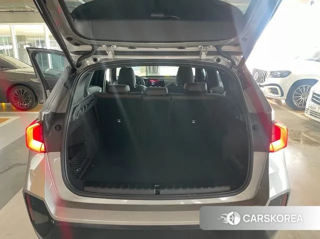 BMW X1 (U11) 2025 Песочный из Кореи, фото 5