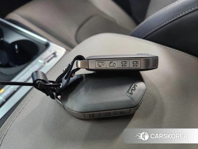 Kia The New Carnival 4th Generation 2024 Белый из Кореи, фото 5