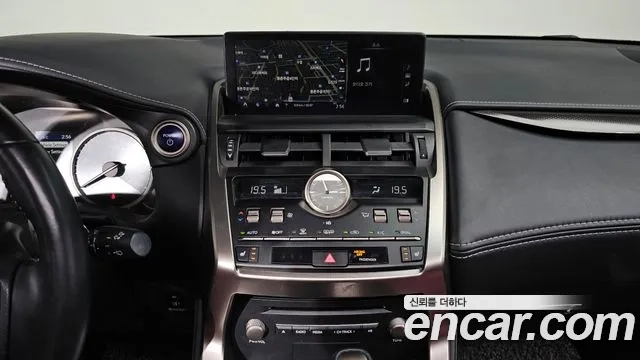 Lexus NX300h id 2886724 из Кореи 5