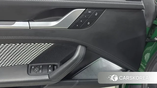 Porsche 911(992) 2024 Зеленый из Кореи, фото 5