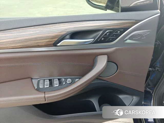 BMW X3 id 3882495 из Китая 5