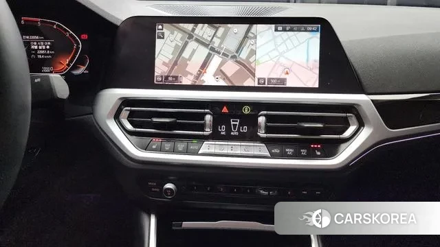 BMW 3 Series (G20) 2019 Белый из Кореи, фото 5