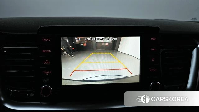 Kia Stonic 2018 Белый из Кореи, фото 5