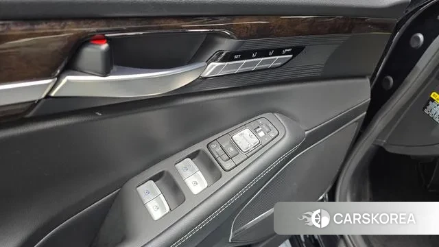 Genesis G90 2021 Черный из Кореи, фото 5