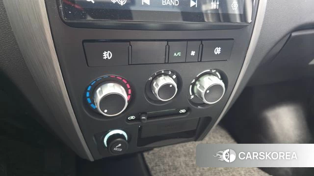 Dongfeng Socon C35 2023 Белый из Кореи, фото 5