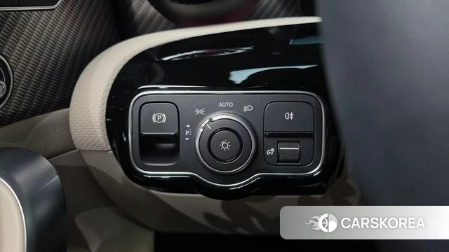 Mercedes-Benz A-Class W177 2024 Белый из Кореи, фото 5