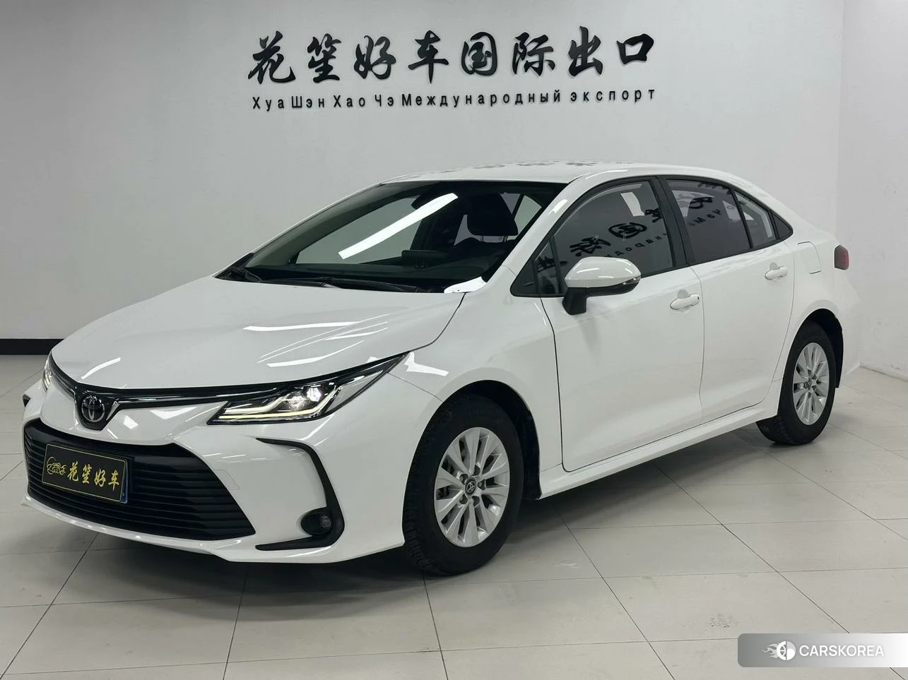 Toyota Corolla 2023 Белый из Китая, фото 5