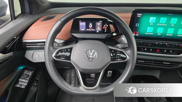 Volkswagen ID.4 2023 Светло-серебряный цвет из Кореи, фото 5