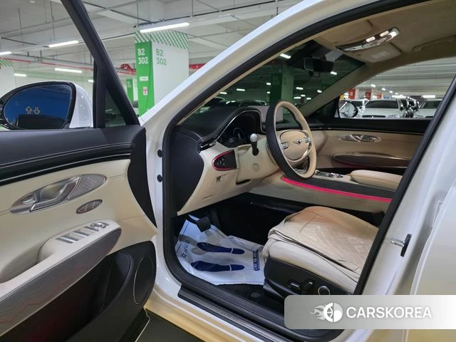 Genesis GV70 2022 Белый из Кореи, фото 5