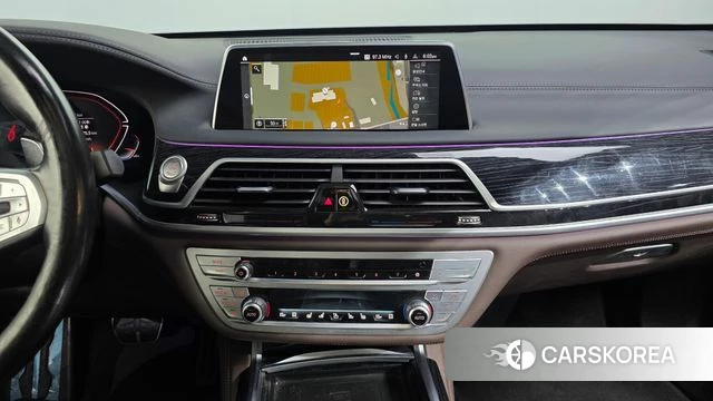 BMW 7 Series (G11) 2022 Черный из Кореи, фото 5