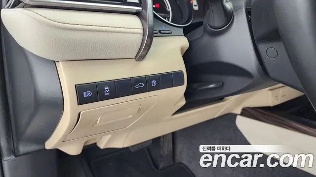 Toyota Camry (XV70) 2018 Жемчужный цвет из Кореи, фото 5