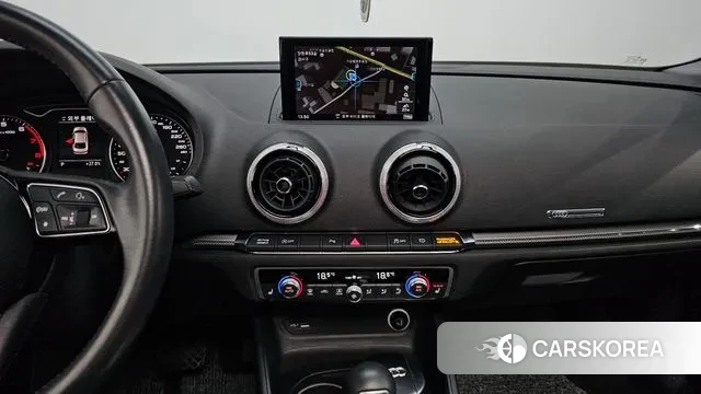 Audi New A3 2018 Белый из Кореи, фото 5