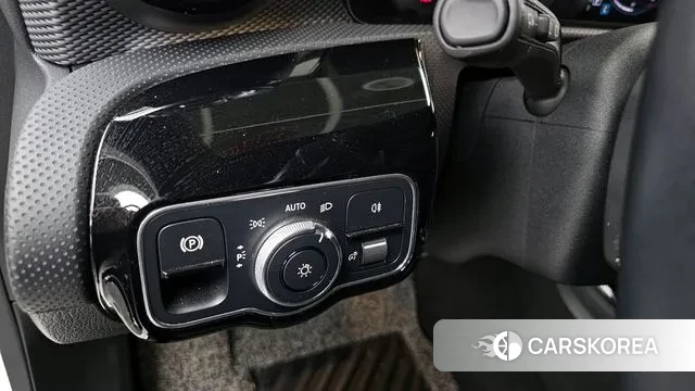 Mercedes-Benz A-Class W177 2021 Белый из Кореи, фото 5