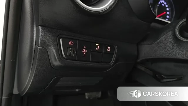 Kia The New K3 2nd generation 2022 Белый из Кореи, фото 5