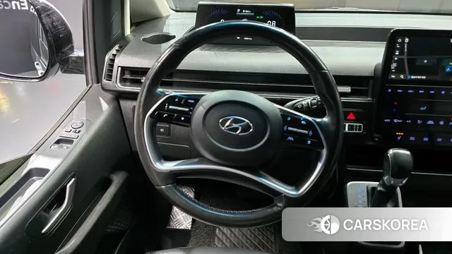 Hyundai Staria 2021 Серебряный из Кореи, фото 5