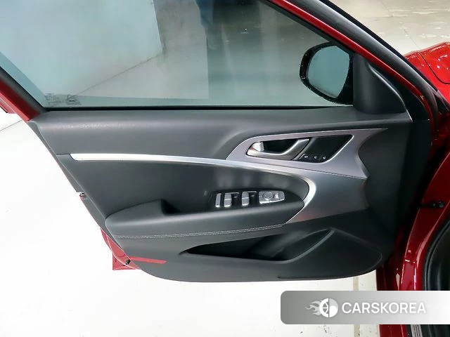 Genesis G70 2019 Красный из Кореи, фото 5
