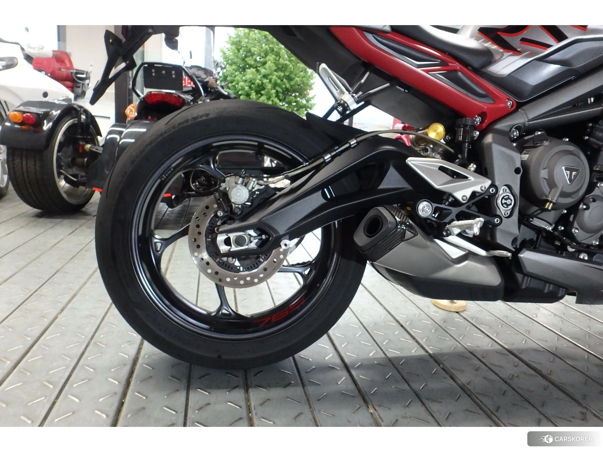 Triumph STREET TRIPLE 765 RS 2022 из Японии, фото 5