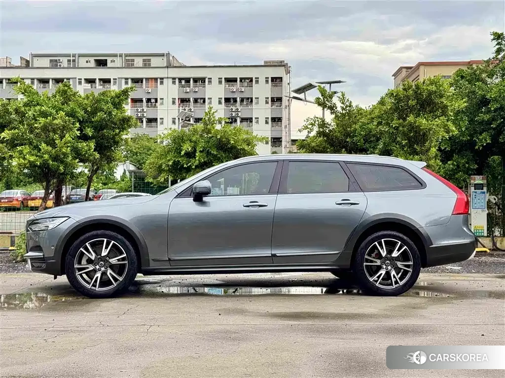 Volvo V90 2019 Silver/gray из Китая, фото 5