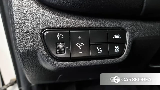 Kia Seltos 2022 Белый из Кореи, фото 5