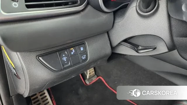 Genesis G70 2019 Красный из Кореи, фото 5