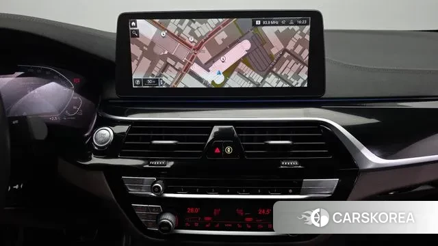 BMW 5 Series (G30) 2022 Серый из Кореи, фото 5