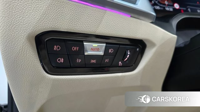 BMW 3 Series (G20) 2021 Белый из Кореи, фото 5