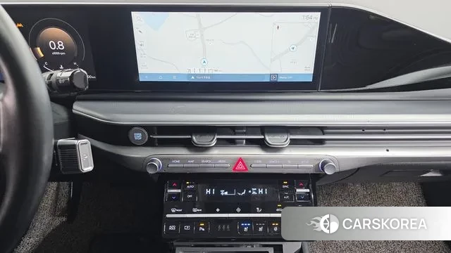 Hyundai Grandeur (GN7) 2023 Серебристо-серый из Кореи, фото 5