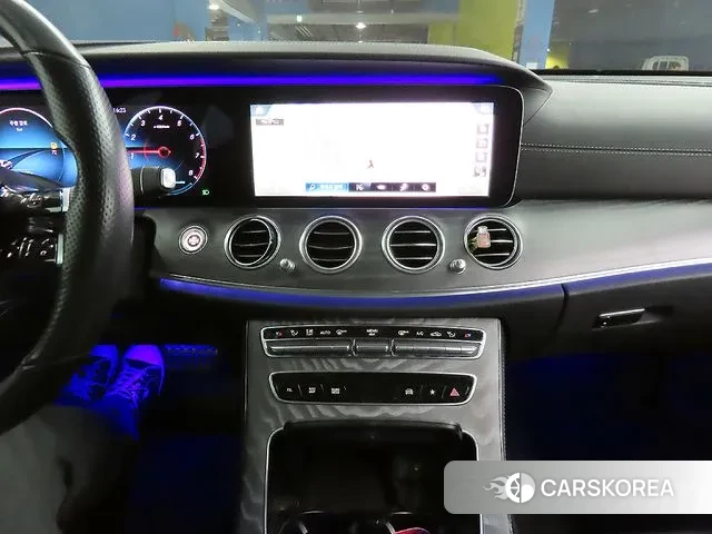 Mercedes-Benz E-Class W213 2020 Серый из Кореи, фото 5