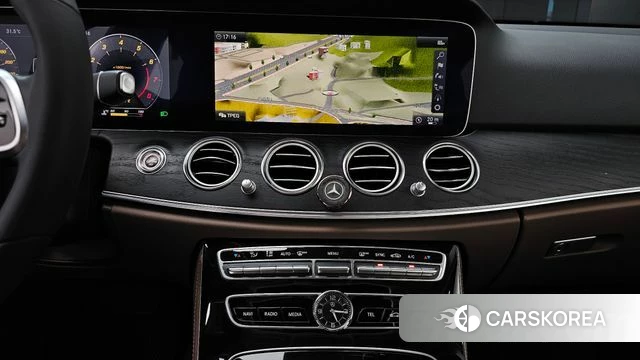 Mercedes-Benz E-Class W213 2019 Белый из Кореи, фото 5