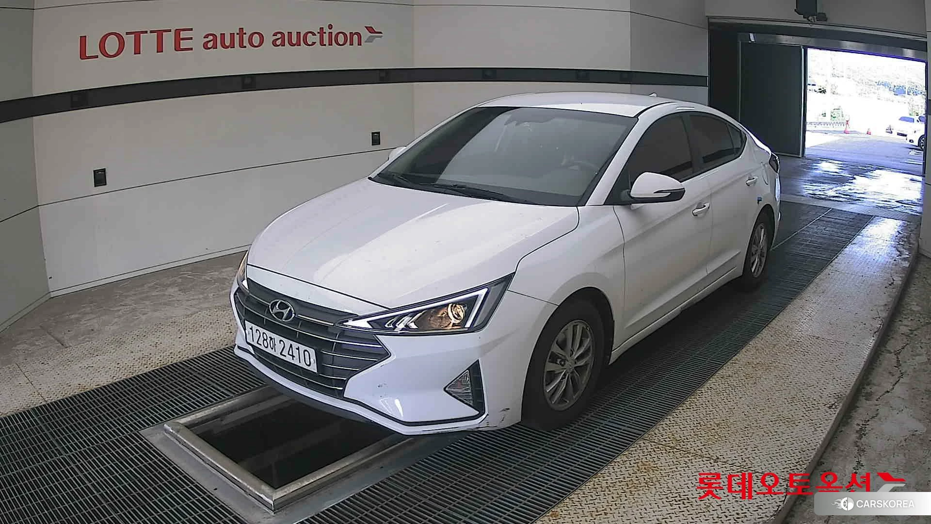 Hyundai Avante 2020 Polar White из Кореи, фото 5