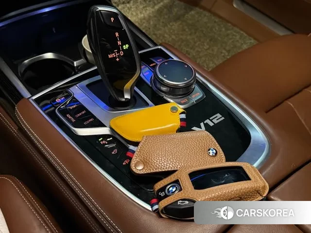 BMW 7 Series (G11) 2018 Черный двухцветный из Кореи, фото 5