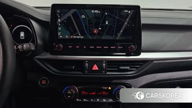 Kia The New K3 2nd generation 2023 Черный из Кореи, фото 5