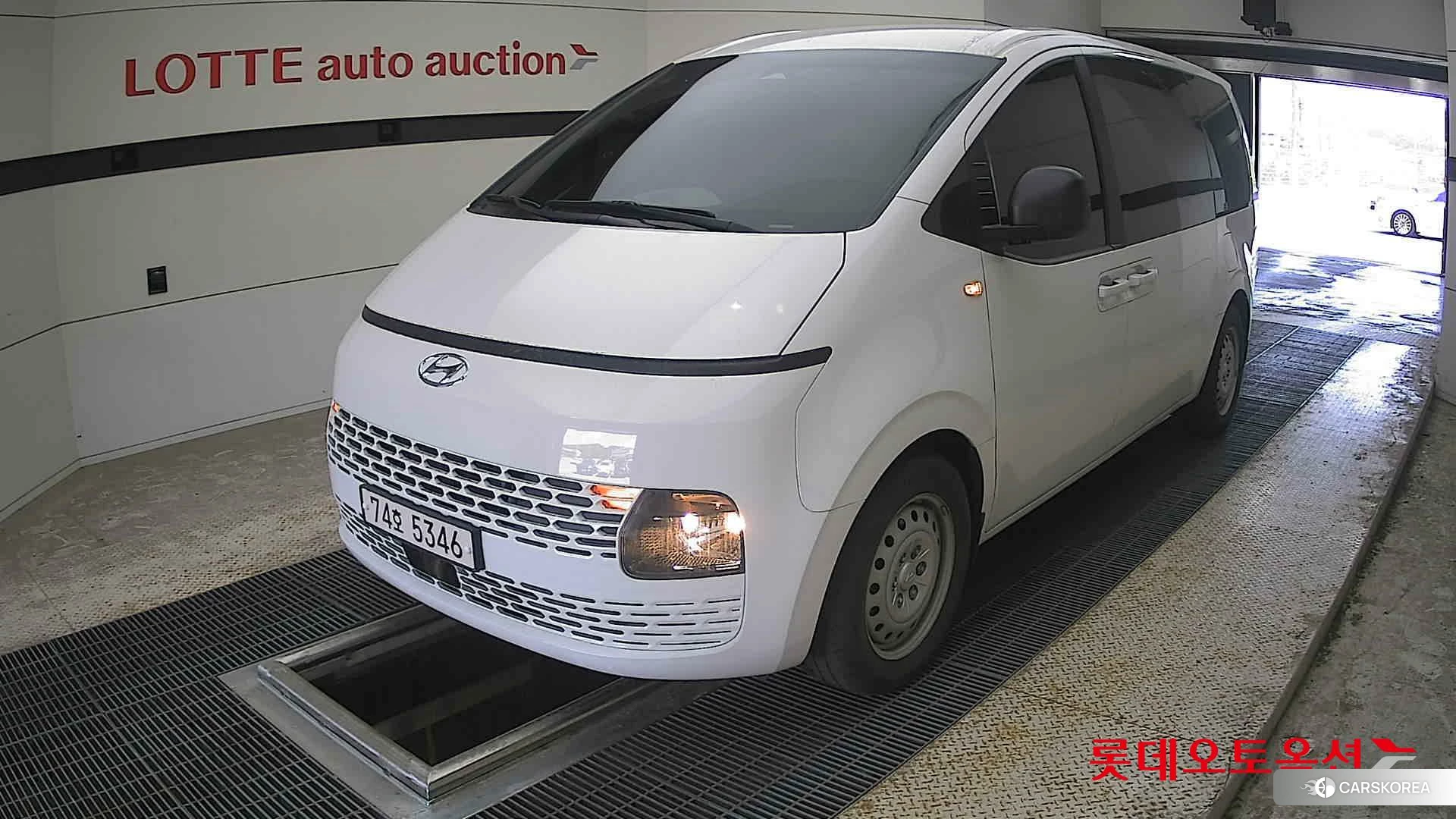 Hyundai Staria 2022 Creamy White из Кореи, фото 5