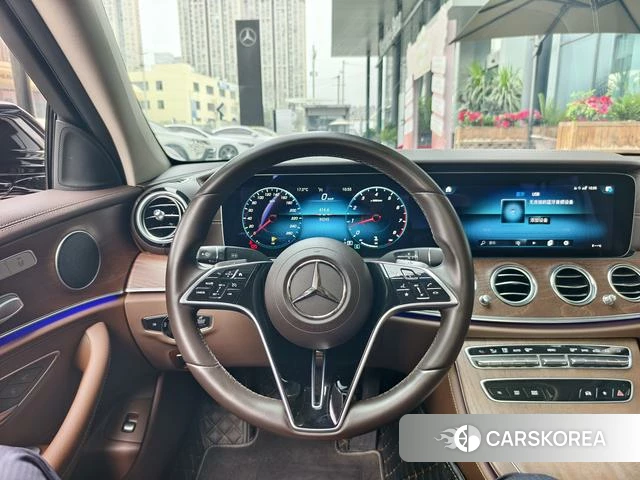Mercedes-Benz E-class 2022 Черный из Китая, фото 5
