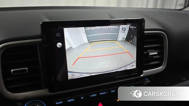 Hyundai Venue 2022 Белый из Кореи, фото 5