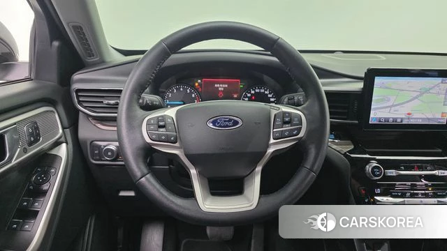 Ford Explorer 6th Generation 2021 Белый из Кореи, фото 5