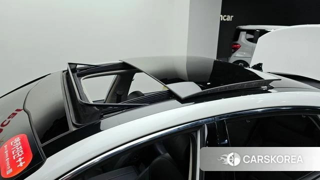 Kia K7 Premier Hybrid 2021 Белый из Кореи, фото 5