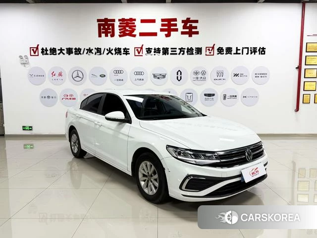 Volkswagen Bora 2024 Белый из Китая, фото 5