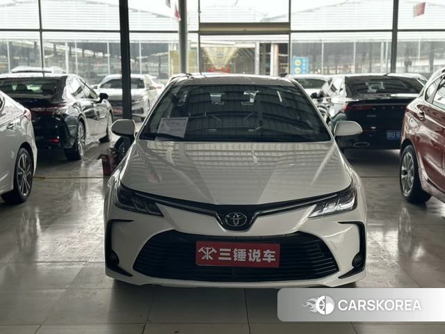 Toyota Corolla 2022 Белый из Китая, фото 5