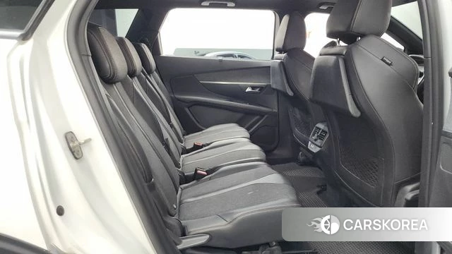 Peugeot 5008 second generation 2019 Белый из Кореи, фото 5