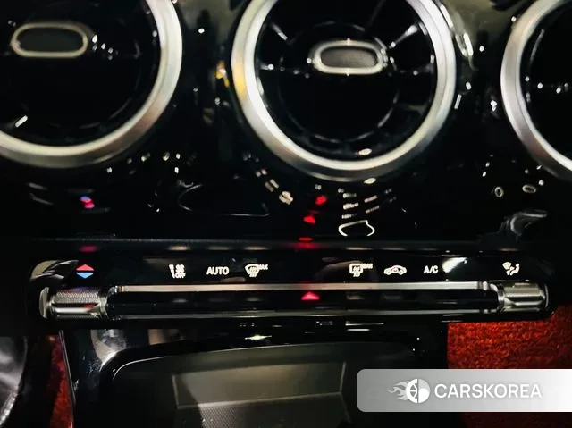 Mercedes-Benz A-Class W177 2019 Белый из Кореи, фото 5