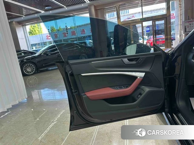 Audi A7L 2025 Черный из Китая, фото 5