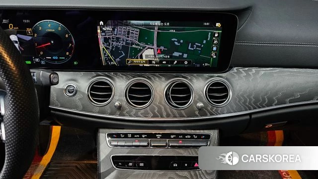 Mercedes-Benz E-Class W213 2023 Черный из Кореи, фото 5