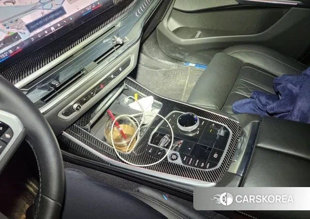 BMW X7 (G07) 2025 Черный из Кореи, фото 5