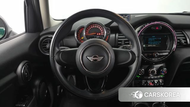 Mini Cooper 2018 Зеленый из Кореи, фото 5